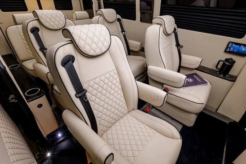 LuxShuttle Corporate Travel in Atlanta